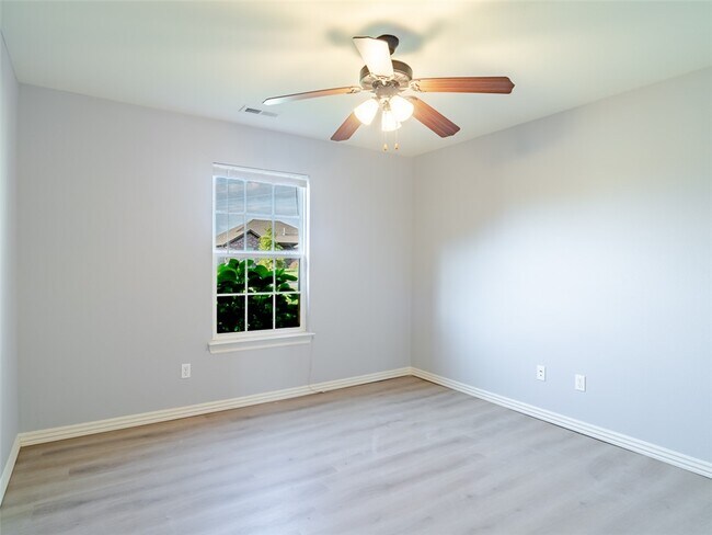 Building Photo - 3405 SW Picasso Blvd