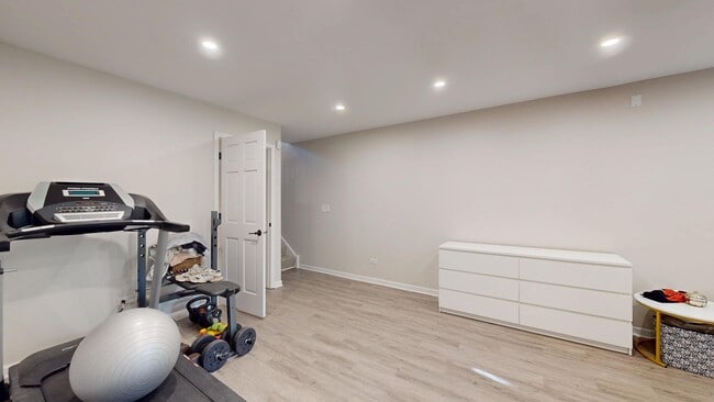 Building Photo - 113 Samuel Ct