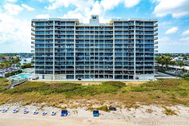Building Photo - 2727 S Ocean Blvd