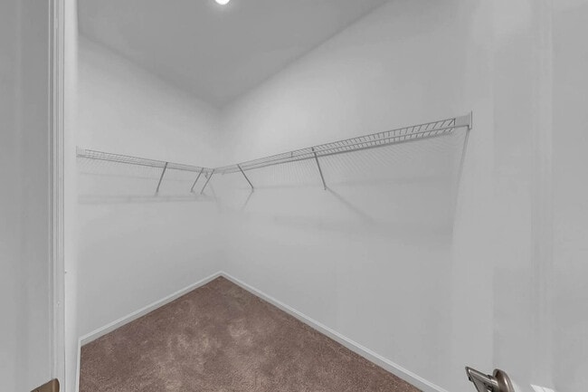 Building Photo - 3114 E 21st Ave