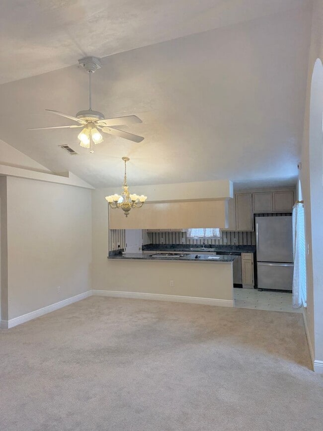 Building Photo - Charming 3BR Home in a Prime Tallahassee Location!!