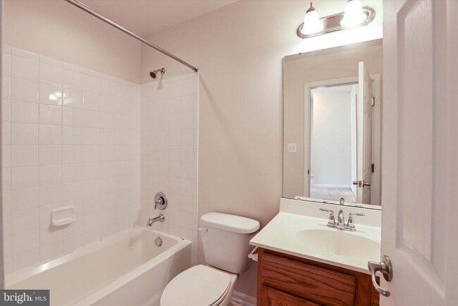 Building Photo - 6981 Linden Ave