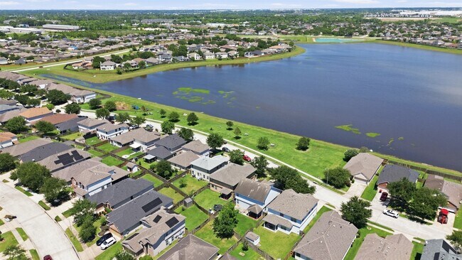 Building Photo - 14410 Long Meadow Dr