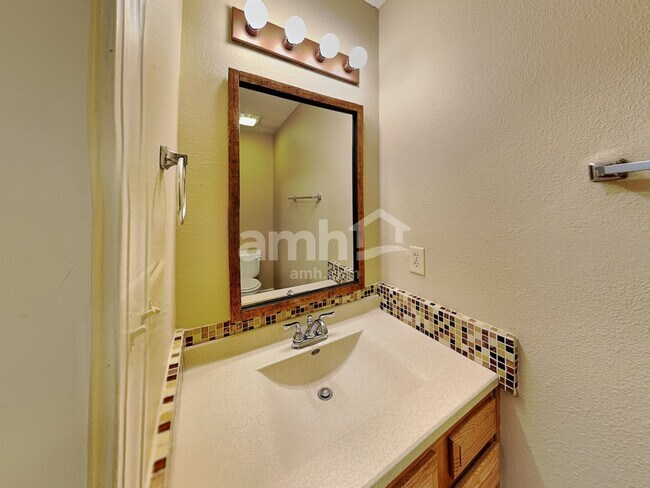 Building Photo - 17378 Austrian Pine Way