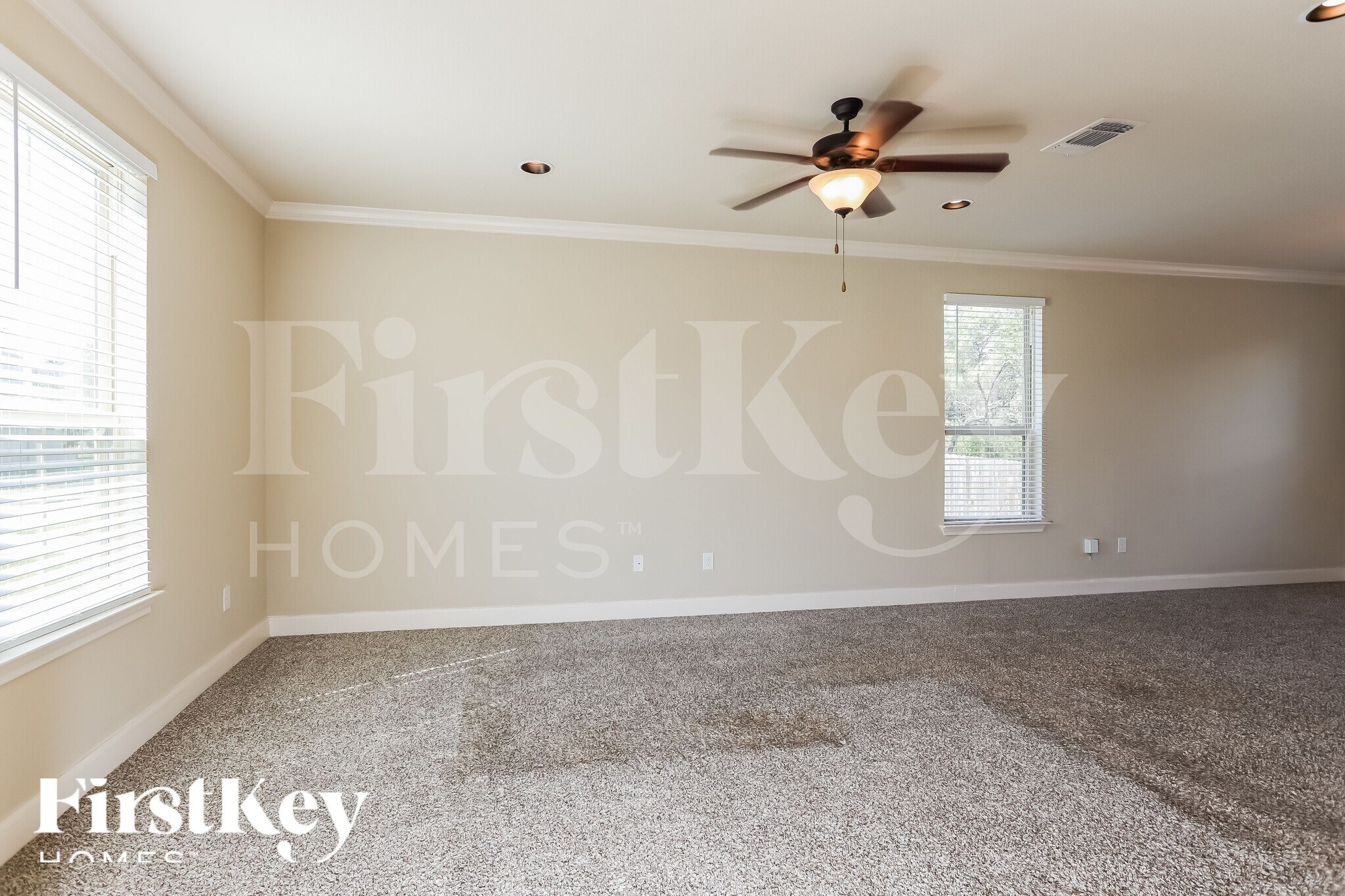 Building Photo - 4011 Anton Dr