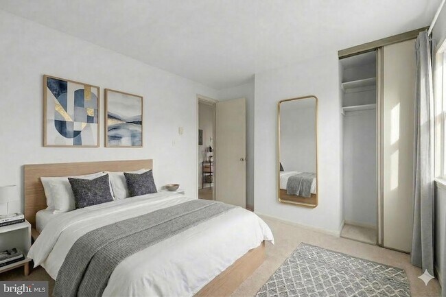 Building Photo - 9071 Loreleigh Way