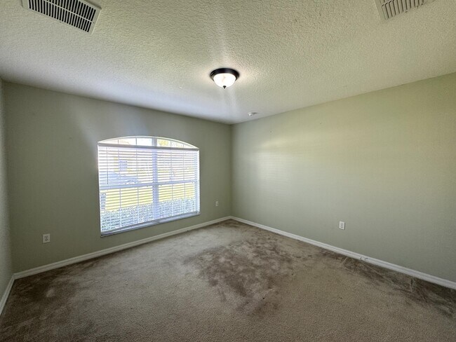 Building Photo - 308 Robin Rd