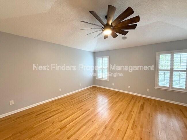Building Photo - 2567 Merrill Blvd