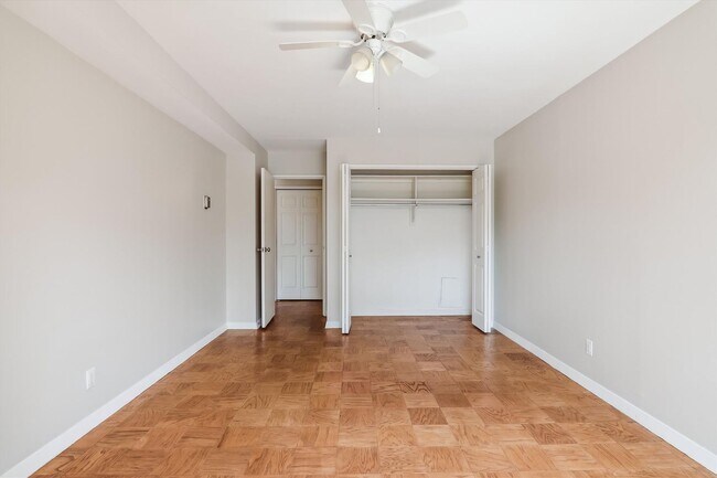 Building Photo - Spacious 1br/1bth Condo minutes from Downtown Silver Spring!