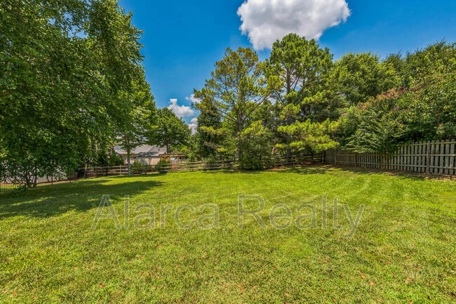 Building Photo - 6106 Greengate Ln