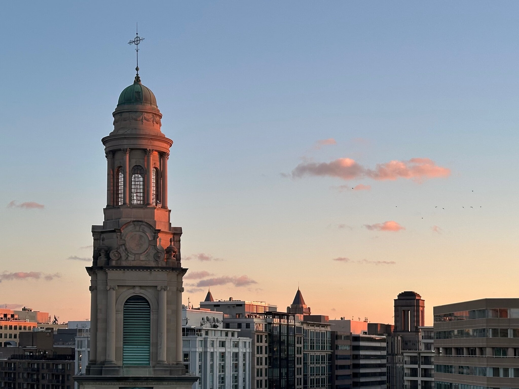 Rooftop View S - 1420 N St NW
