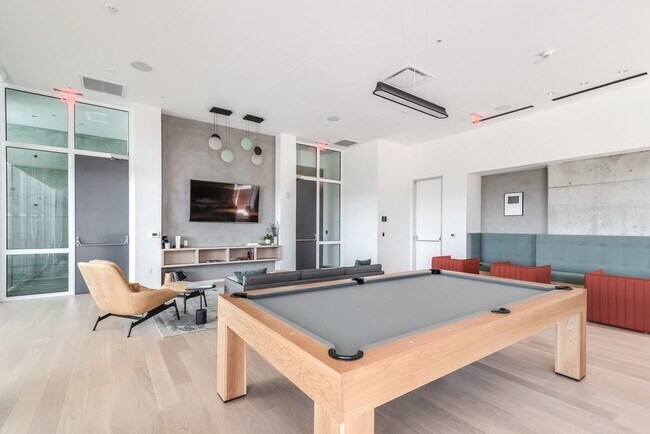 Building Photo - 301 West Ave