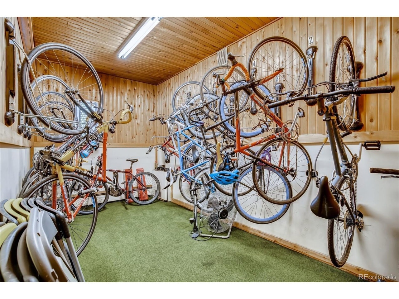 Bike Storage - 1050 N Corona St