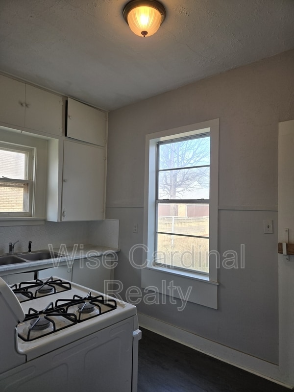 Building Photo - 1918 18th St