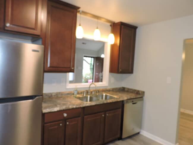 Building Photo - call 804-642-2106