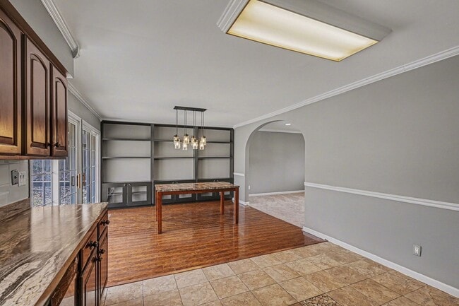 Building Photo - 2613 Rhapsody Dr