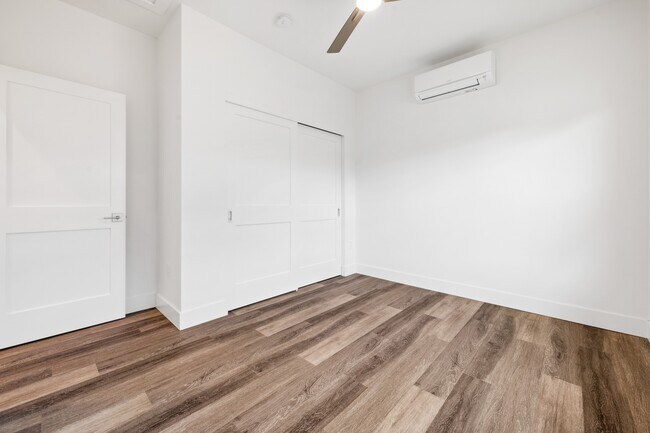 Building Photo - 125 Oliona St
