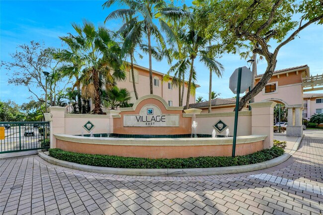 Building Photo - 2005 SE 10th Ave