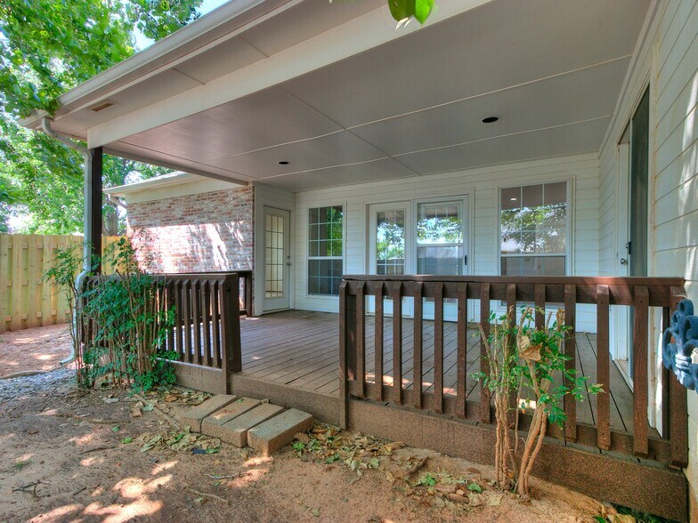 Building Photo - 6439 Masons Dr