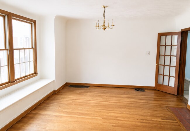 Building Photo - 114 Conestoga Rd
