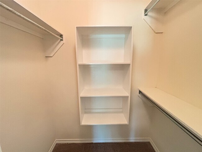 Building Photo - 2455 Montgomery Rd