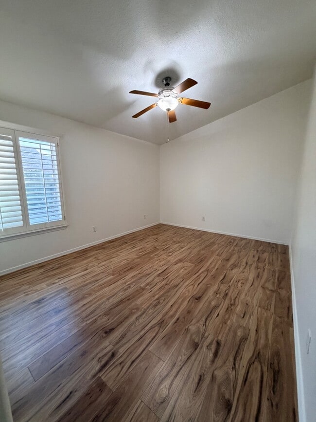 Building Photo - 6289 Cosecha Luna Cir