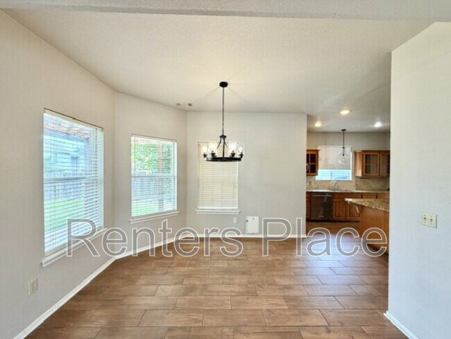 Building Photo - 2012 S Aster Ave