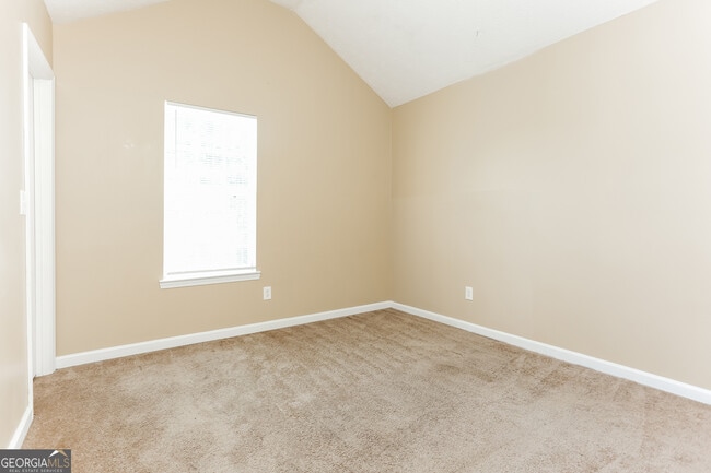 Building Photo - 5742 Wellborn Creek Dr