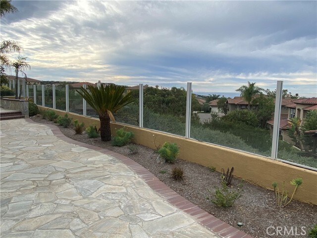 Building Photo - 10 Sable Sands