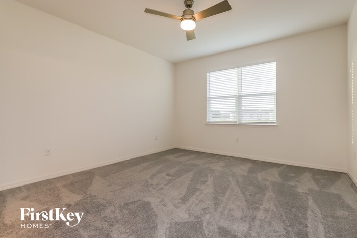 Building Photo - 601 Crown Rose Dr