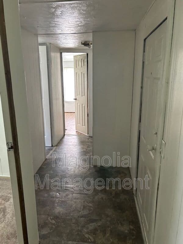 Building Photo - 80 Red Head Ln