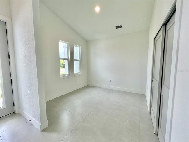 Building Photo - 8181 Tecumseh Cir