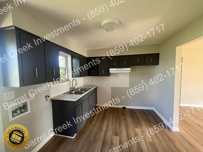 Building Photo - 510 Forrest Dr