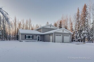Building Photo - 4 BD Single Family Home in North Pole