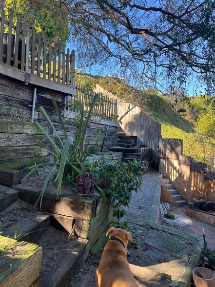 Building Photo - 7221 Earldom Ave