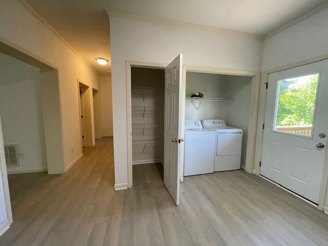 Building Photo - 52 Smith Rd