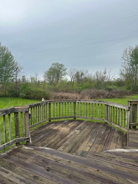 Building Photo - 1211 Walcrest Dr