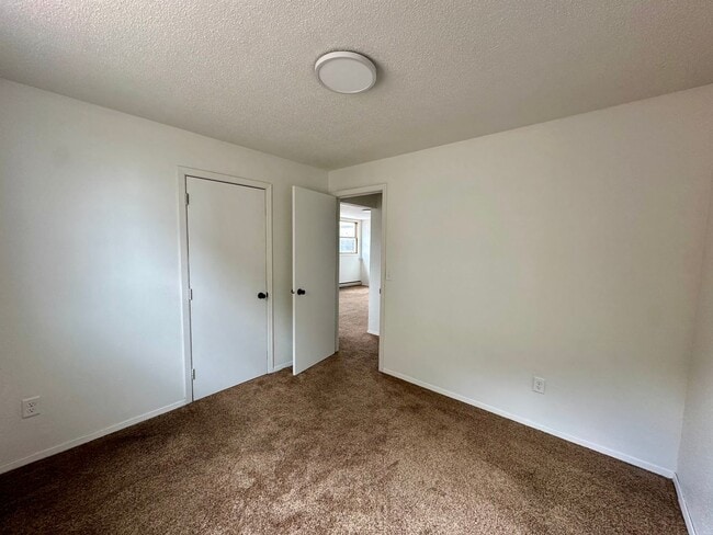 Building Photo - 3509 S West Ave