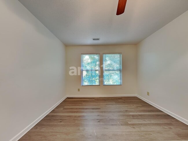 Building Photo - 6432 Dillard Ridge Dr