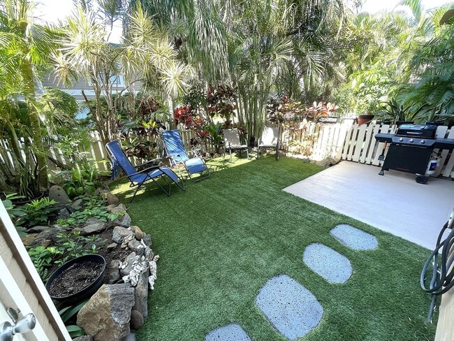 Building Photo - Furnished Ground Floor Southpointe Condo Available