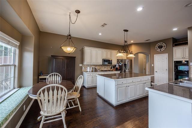 Building Photo - 4705 Virginia Woods Dr