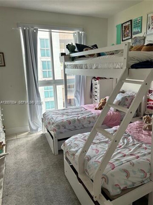 Building Photo - 7275 SW 90th St