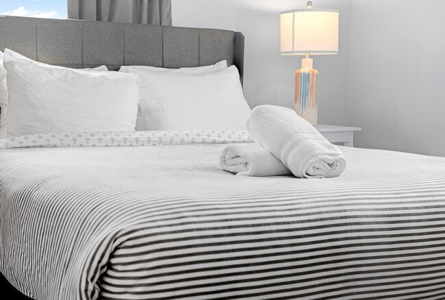 Building Photo - 95 Broadway