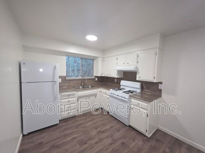 Building Photo - 1215 Williams Way