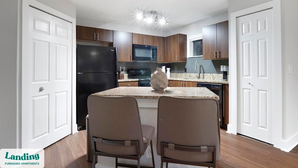 Building Photo - 2000 E Lake Pkwy