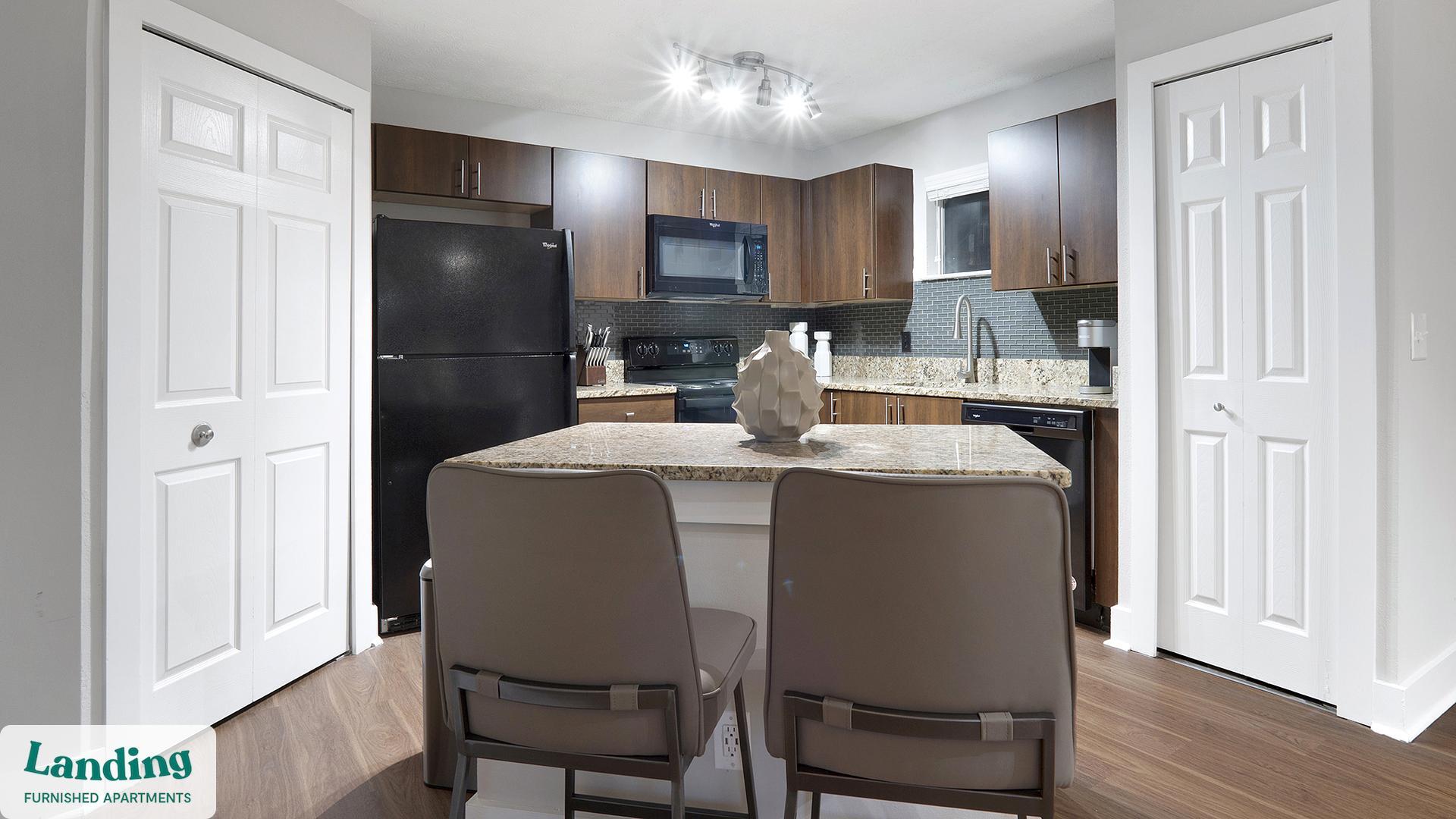 Building Photo - 2000 E Lake Pkwy