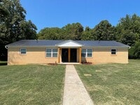 Building Photo - 1297