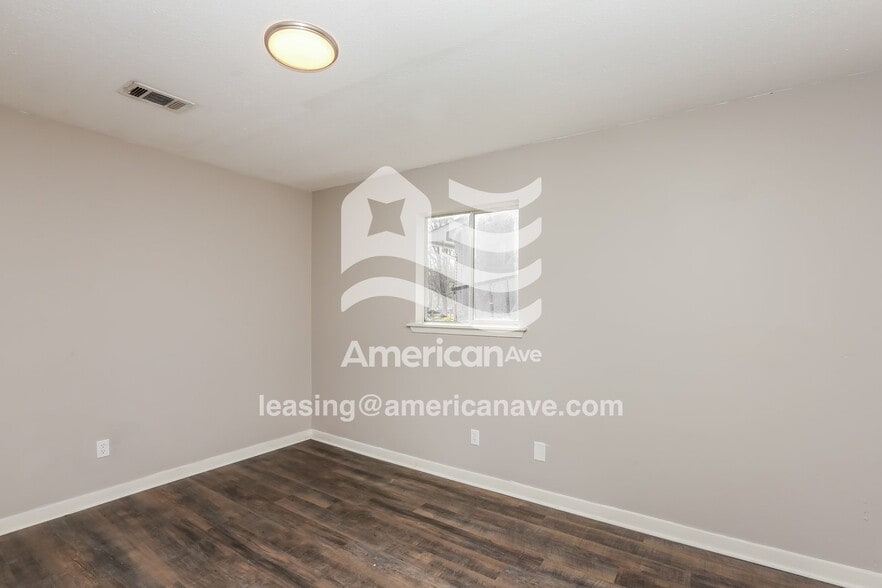 Building Photo - 1344 Dorgan St