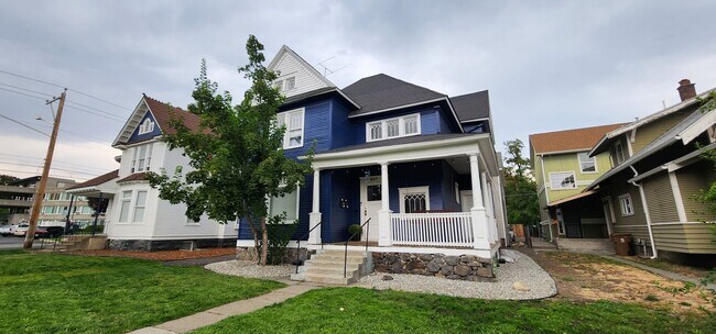 Primary Photo - 807 E Mission Ave