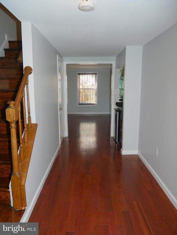 Building Photo - 3045 Federal Hill Dr